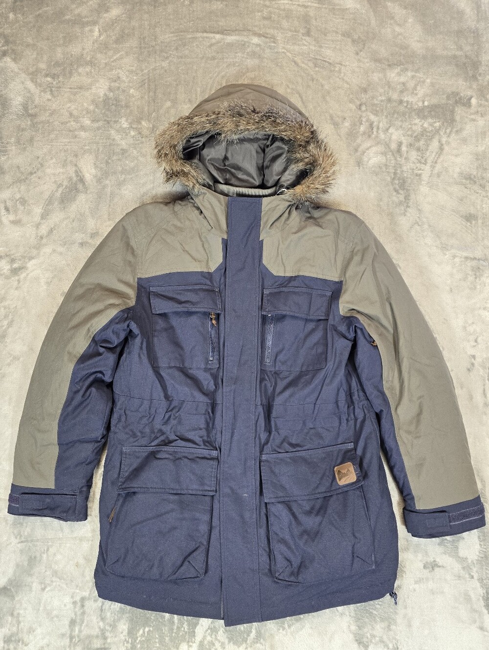 WindRiver 600 Goose Down Winter Parka Hyper Dri HD2 Size Large Snow Jacket